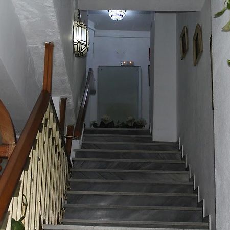 Pension Americano Almeria Exterior photo